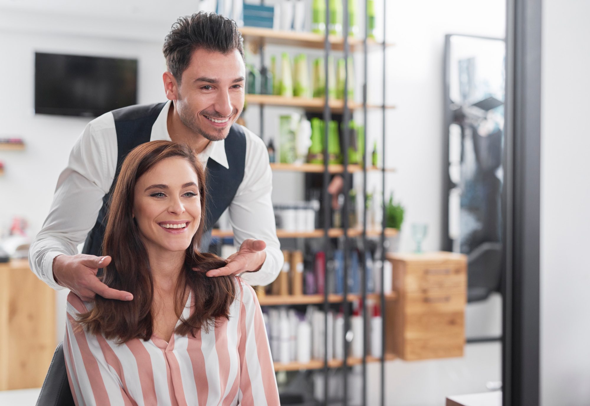hairstylist-and-female-customer-in-hair-salon