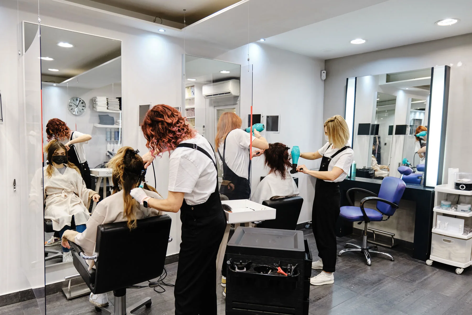 hairstylists working
